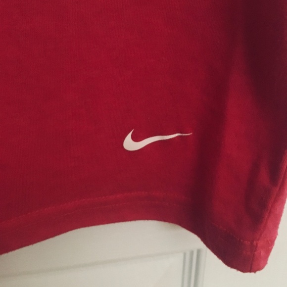 Nike Dri Fit Tee Shirt - Picture 4 of 4